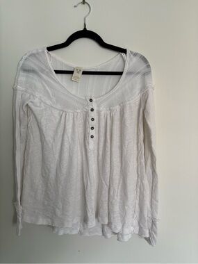 Free People/ We the Free White Long-Sleeve Henley Peasant Top